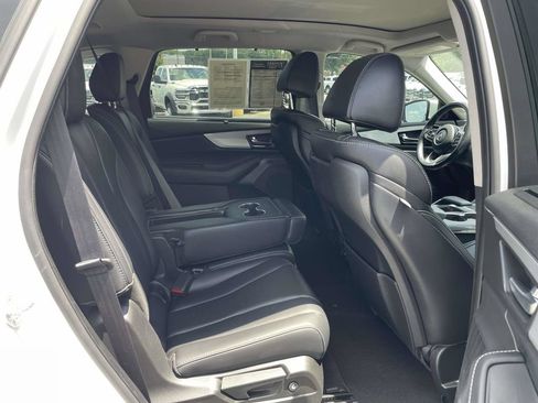 Used 2023 Acura MDX FWD w/ Technology Package image 18