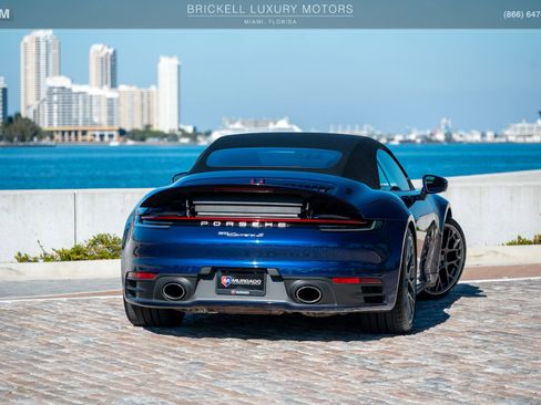 Used 2020 Porsche 911 Carrera S image 16