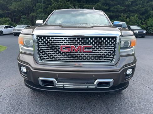 Used 2015 GMC Sierra 1500 Denali w/ Driver Alert Package AWD/4WD image 2
