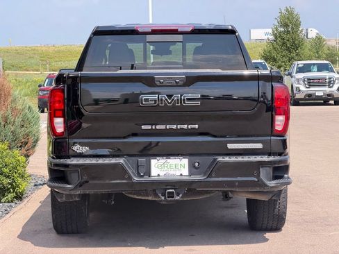 Used 2022 GMC Sierra 1500 Elevation w/ Elevation Premium Package AWD/4WD image 8
