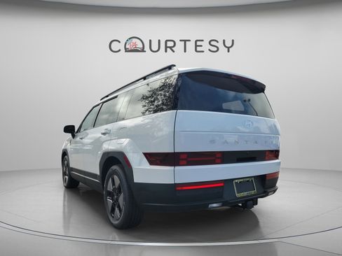 New 2026 Hyundai Santa Fe SEL image 2