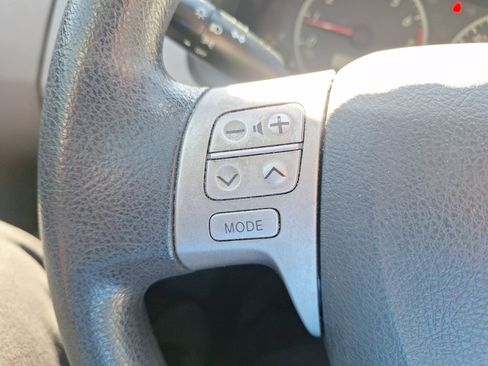 Used 2012 Toyota Corolla LE image 17