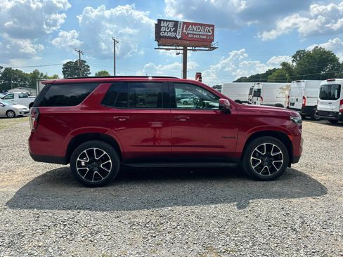 Used 2021 Chevrolet Tahoe RST w/ Luxury Package AWD/4WD image 5