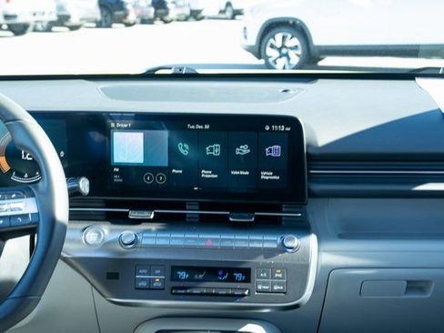 Used 2024 Hyundai Kona SEL image 31