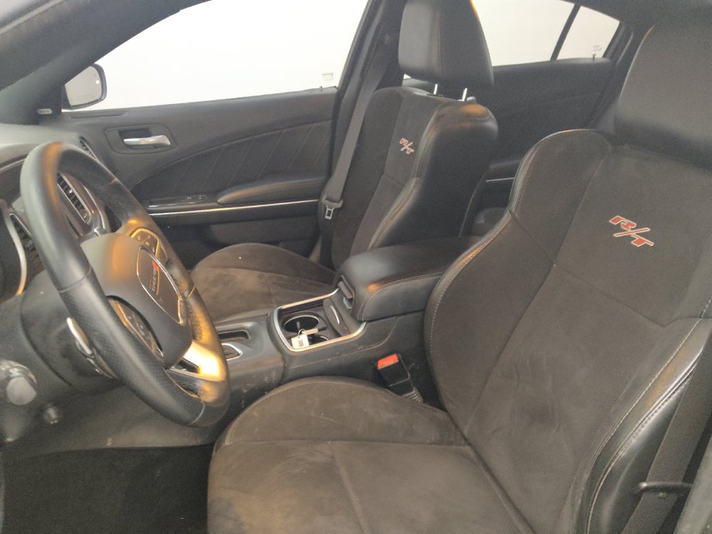 Used 2016 Dodge Charger R/T RWD image 17