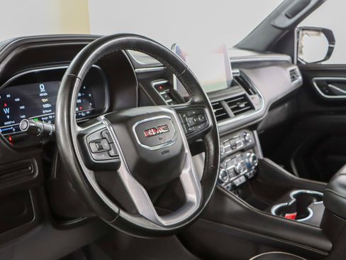 Used 2023 GMC Yukon SLT w/ SLT Luxury Package AWD/4WD image 26