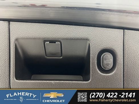 Used 2017 GMC Yukon Denali w/ Open Road Package image 20