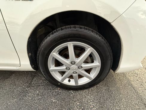 Used 2012 Toyota Prius C Three image 41