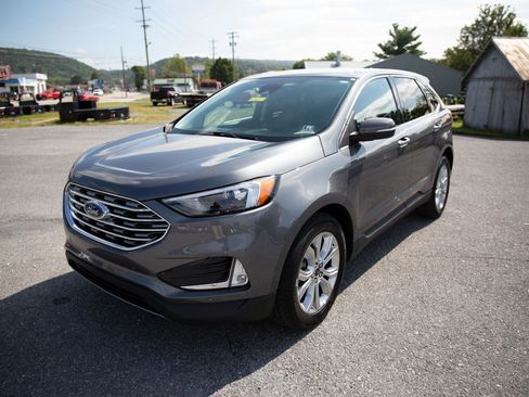 Used 2024 Ford Edge Titanium image 7