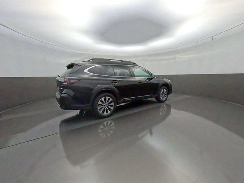 Used 2023 Subaru Outback Limited AWD/4WD image 10