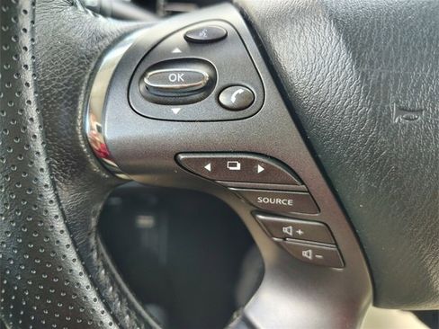 Used 2020 Nissan Murano SV image 20