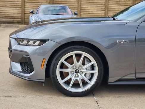 Used 2025 Ford Mustang GT Premium RWD image 15