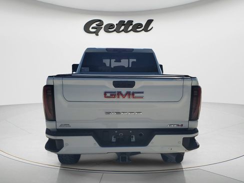 Used 2024 GMC Sierra 2500 AT4 w/ AT4 Premium Plus Package AWD/4WD image 6