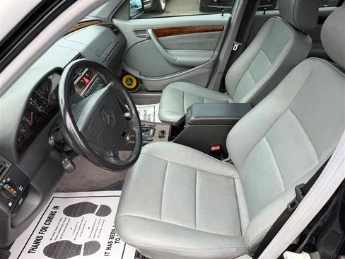 Used 1998 Mercedes-Benz C 230 image 20