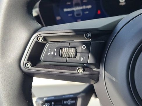 New 2025 Porsche Macan 4 Electric image 23