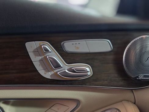 Used 2021 Mercedes-Benz C 300 4MATIC Sedan w/ Premium Package image 19