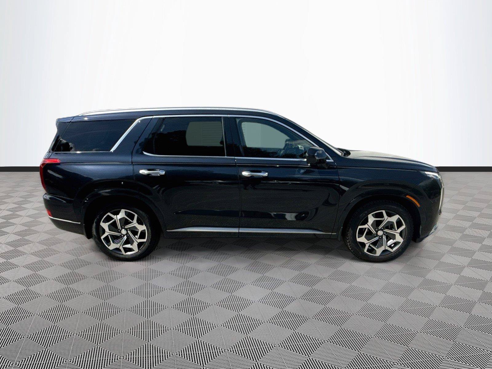 Used 2021 Hyundai Palisade Calligraphy w/ Cargo Package FWD image 8