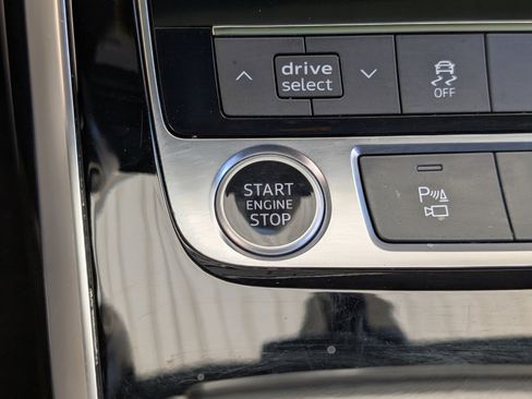 Used 2022 Audi Q7 Premium Plus w/ Premium Plus Package image 36