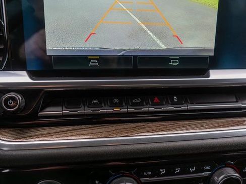 Used 2022 Chevrolet Silverado 1500 LT image 27