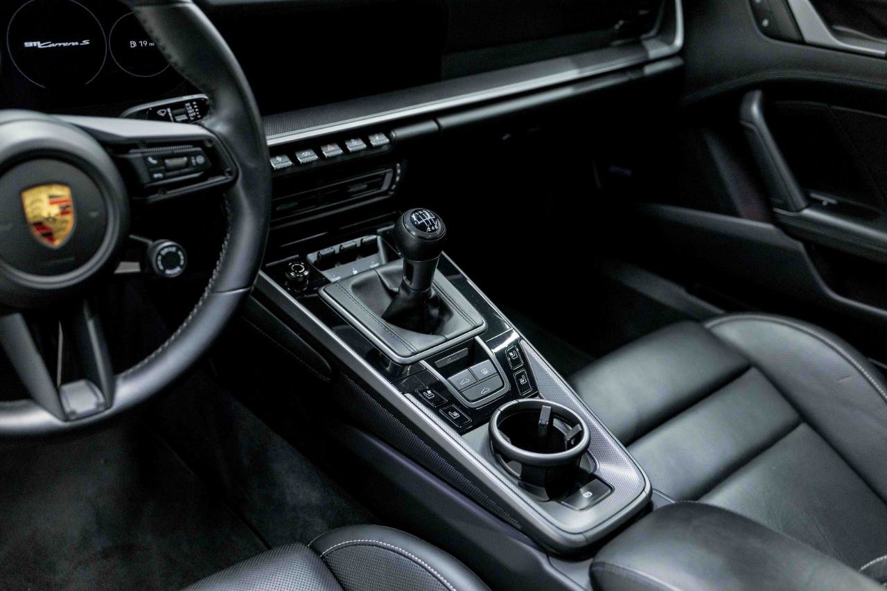 Used 2022 Porsche 911 Carrera S RWD image 51