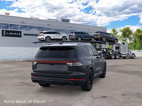 New 2026 Lincoln Aviator Reserve AWD/4WD image 8