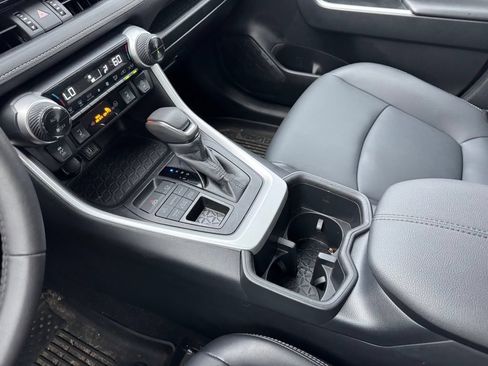 Certified 2023 Toyota RAV4 XLE Premium AWD/4WD image 9