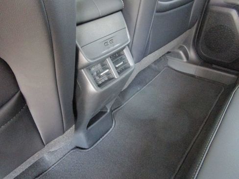 New 2027 GMC Terrain Elevation w/ Elevation Premium Package FWD image 17