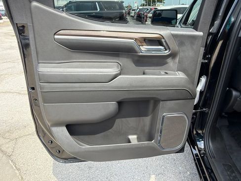 Used 2024 Chevrolet Silverado 1500 RST w/ LPO, Dark Essentials Package AWD/4WD image 17