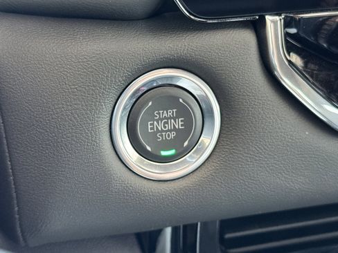 New 2025 GMC Canyon Elevation w/ Convenience Package image 23