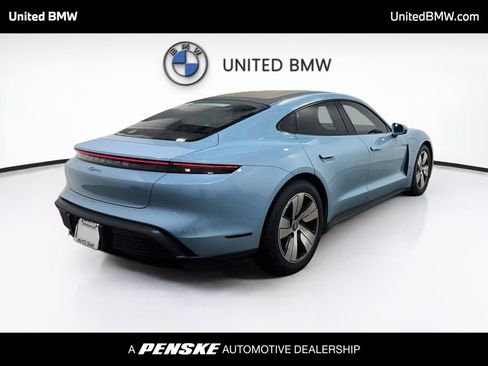 Used 2023 Porsche Taycan RWD image 5