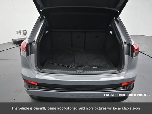 Used 2024 Audi Q4 e-tron Prestige w/ Black Optic Package image 16