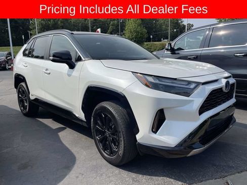 Used 2024 Toyota RAV4 XSE w/ Weather Package AWD/4WD image 12