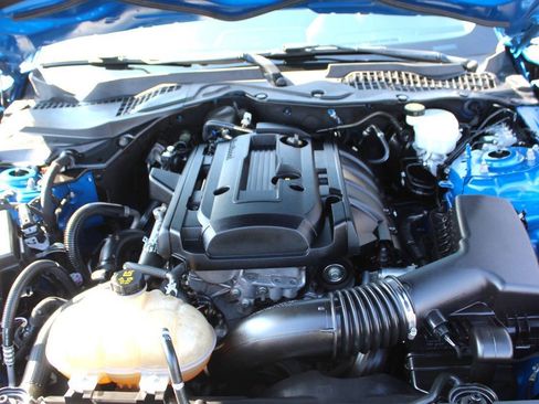 Used 2020 Ford Mustang Coupe w/ Equipment Group 101A RWD image 8