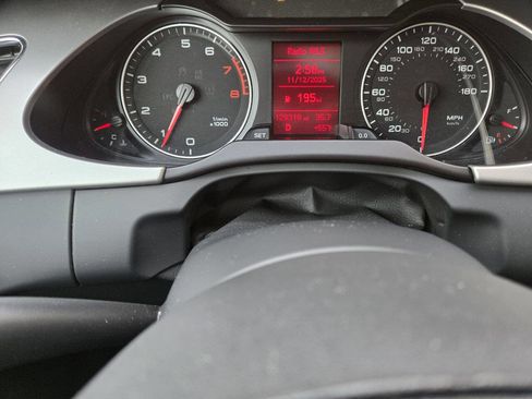 Used 2011 Audi A4 2.0T Premium image 14