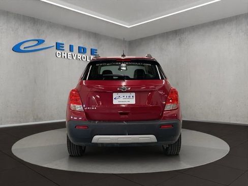 Used 2015 Chevrolet Trax LTZ AWD/4WD image 2