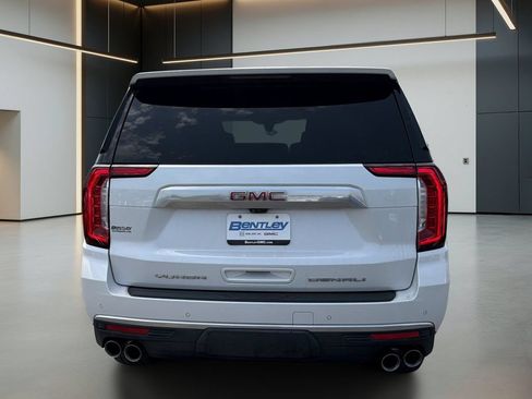 Certified 2021 GMC Yukon XL Denali w/ Denali Premium Package RWD image 5