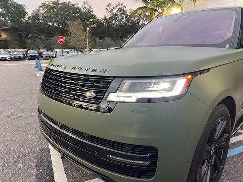 Used 2023 Land Rover Range Rover SE image 17