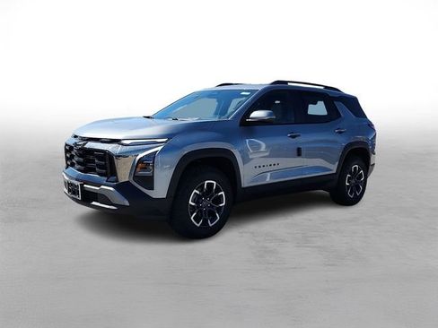 New 2026 Chevrolet Equinox ACTIV AWD/4WD image 2