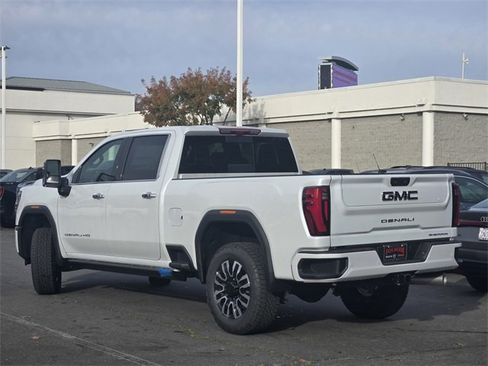 New 2026 GMC Sierra 3500 Denali Ultimate image 6
