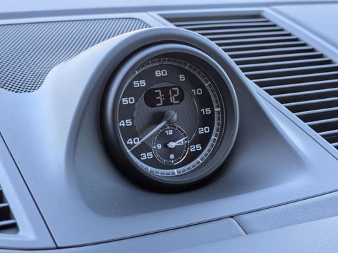 New 2026 Porsche Macan S image 21