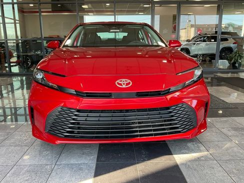 New 2026 Toyota Camry LE image 2