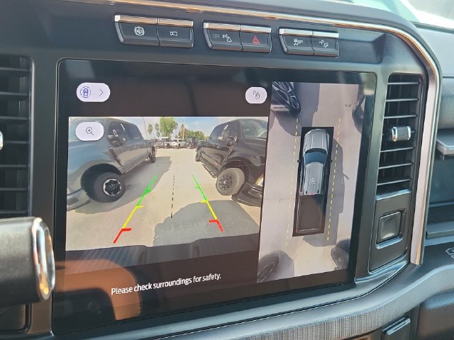 Certified 2024 Ford F350 Platinum w/ FX4 Off-Road Package AWD/4WD image 34
