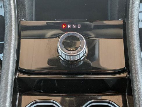 Used 2022 Jeep Grand Cherokee L Laredo w/ Luxury Tech Group I AWD/4WD image 20