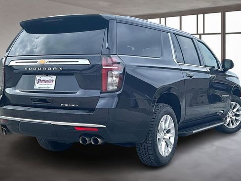 Used 2024 Chevrolet Suburban Premier image 6