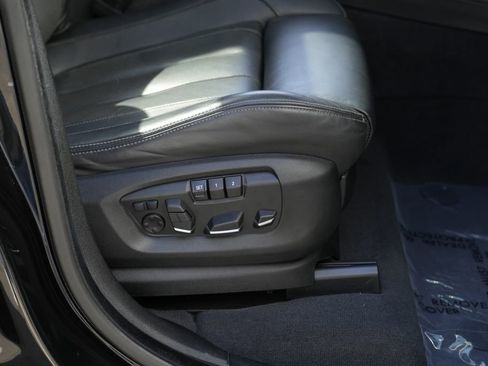 Used 2016 BMW X5 M image 49