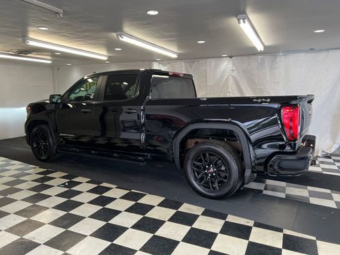 Used 2024 GMC Sierra 1500 Pro w/ Graphite Edition AWD/4WD image 7