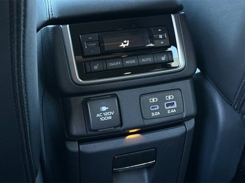 New 2025 Subaru Ascent Bronze Edition w/ Onyx Package image 14