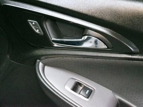 Used 2019 Chevrolet Malibu LS FWD image 9