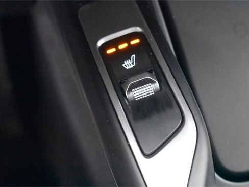 Certified 2023 Kia Sorento S w/ Panoramic Sunroof Package image 32