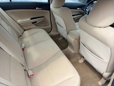 Used 2012 Honda Accord LX image 6